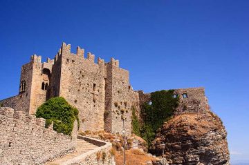 Da Trapani o da San Vito Lo Capo a Erice - Medioevo by night - Half day