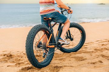 Alla scoperta delle Spiagge di Macari con Makari Fat e-Bike Sea Tour