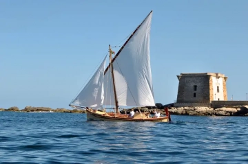 Trapani escursioni in barca a vela storica