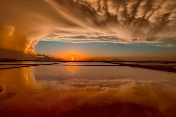 Un&#039;Esperienza di Puro Incanto: aperitivo in barca al tramonto esclusivo &nbsp;