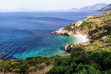 Escursione alla Riserva dello Zingaro: sentieri, mare e gite in barca - 1