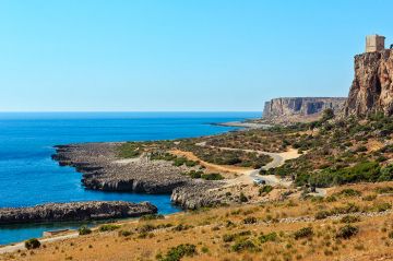 Alla scoperta delle Spiagge di Macari con Makari Fat e-Bike Sea Tour