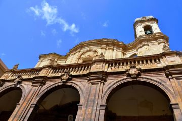 La Cattedrale di San Lorenzo: il gioiello barocco
