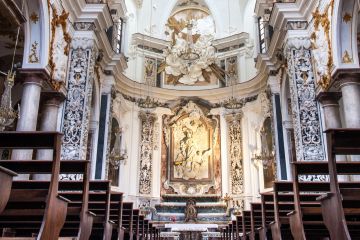 Chiesa del Collegio dei Gesuiti: eleganza e armonia