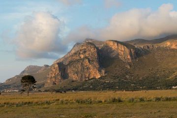 Monte Passo Del Lupo