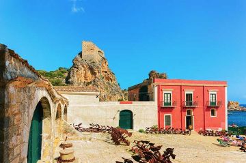 Da San Vito Lo Capo o da Trapani a Segesta e Scopello - Full day