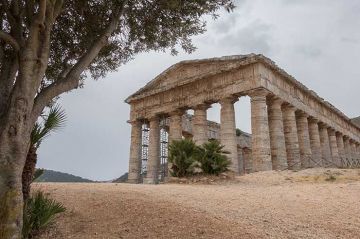 Da San Vito Lo Capo o da Trapani a Segesta e Scopello - Full day