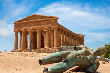 Giorno 3: tra storia millenaria e scogliere abbaglianti